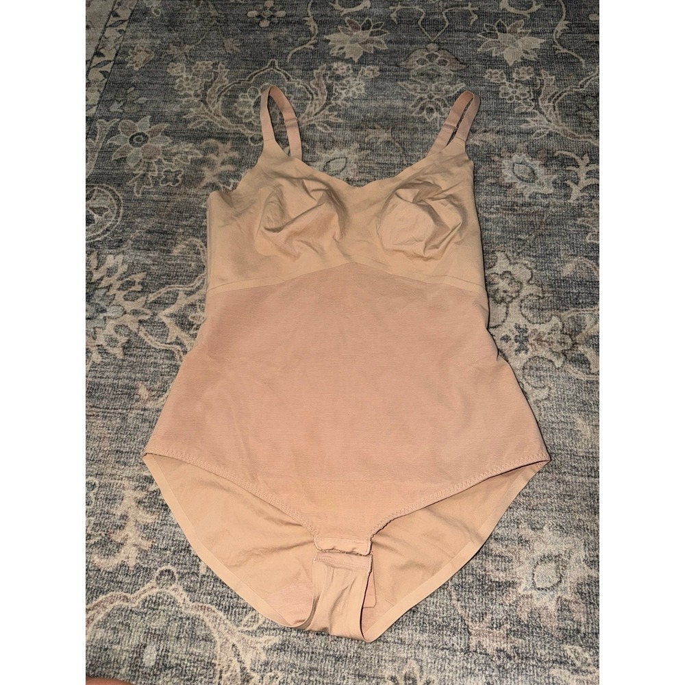 HoneyLove Beige Runway Cami Bodysuit Shapewear Petite